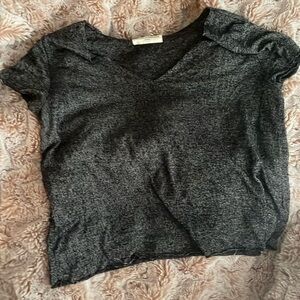 project social t X urban outfitters : original textured v